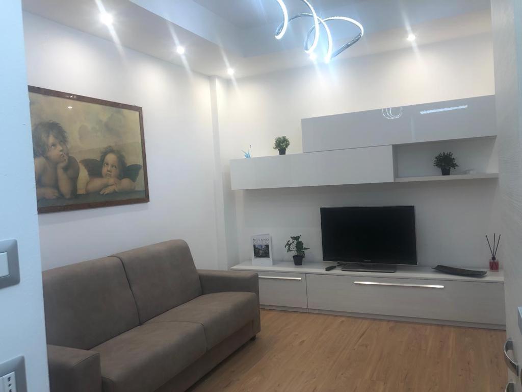 N&Ghomesweethome Raffaelloelegante Appartamento Ideale Casa Vacanze Affari 밀라노 외부 사진